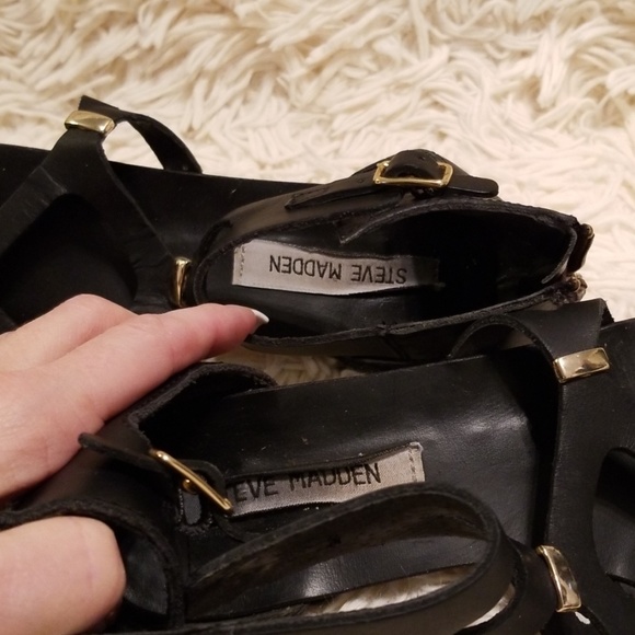 Steve Madden "Comma" Leather Sandals - Picture 5 of 7